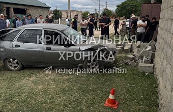 В Дагестане погибла четырехлетняя девочка из-за обрушения стены дома в результате ДТП
