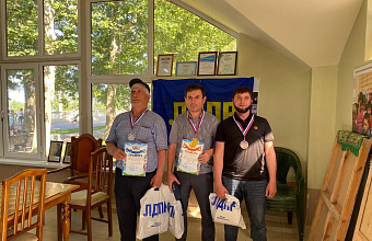 Шашечный турнир в Махачкале приурочили к 35-летию ЛДПР