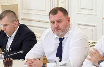 Сергей Меликов поручил исключить коррупциогенные риски в новых пунктах выдачи медицинских справок