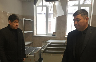 Единороссы Ногайского района проинспектировали ход строительства школы в селе Батыр-Мурза