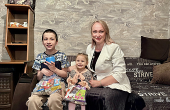 Елена Кожухина исполнила желание 12-летнего мальчика в рамках акции «Ёлка желаний»