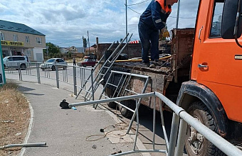 Карабудахкентские дорожники проводят комплекс работ по благоустройству и безопасности дорог