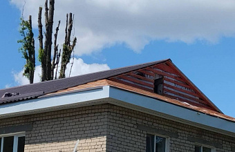 В подшефной Михайловке завершается капремонт кровли при поддержке Минстроя Дагестана