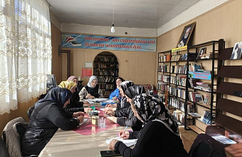 Соцработники Казбековского района оказали помощь жителям села Буртунай Казбековского района