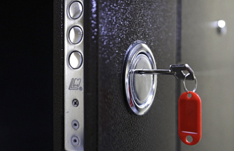 В ГД предложили вне очереди выдавать жилье многодетным семьям погибших на СВО