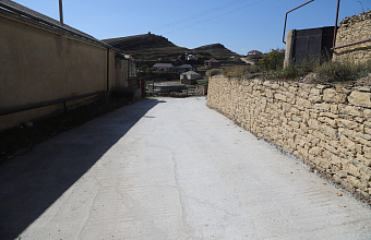 В Левашинском районе власти обновили дорожное покрытие после обращения вдовы участника СВО