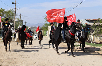 Жители Буйнакска присоединились к акции «Знамя Победы»