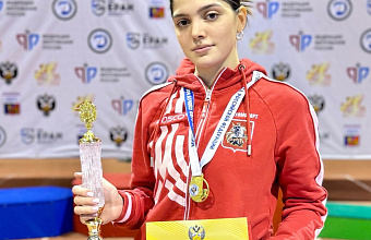 Фехтовальщица Айзанат Муртазаева впервые победила на Кубке России