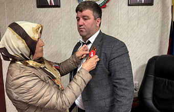 Всероссийская акция «Георгиевская ленточка» стартовала на территории Бежтинского участка