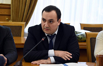 Осман Булатов поздравил дагестанцев с праздником Курбан-байрам