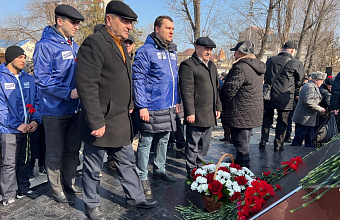 Активисты «Единой России» в Дагестане отдали дань памяти воинам-интернационалистам