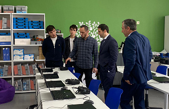 Депутат НС РД Марат Алияров принял участие в открытии чемпионата по гонкам дронов