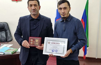 Дагестанец Гаджимагомед Шапиев удостоен звания «Народный герой Дагестана»