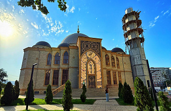 Сергей Меликов поздравил муфтия Дагестана, шейха Ахмада Афанди и всех мусульман с праздником Мавлид ан-Наби