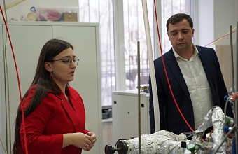 Благодаря проекту «Менторы науки 1.0» молодые ученые могут познакомиться с инновациями ДГУ