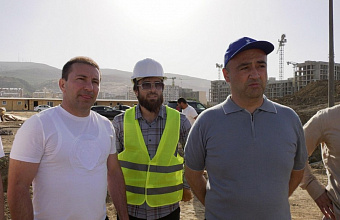 Глава Дербента проинспектировал строительство новой школы на 1200 мест в микрорайоне «Южный»