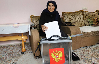 100-летняя жительница Табасаранского района проголосовала на выборах в органы местного самоуправления