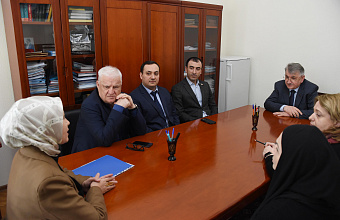 Депутаты обсудили с диетологом основы здорового питания и борьбы с ожирением