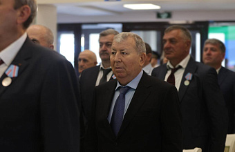 Госсекретарь Дагестана поздравил жителей республики с Днем Героев Отечества