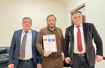 Помощник Главы Дагестана Магомед Гаджимагомедов оказал помощь ДГПУ