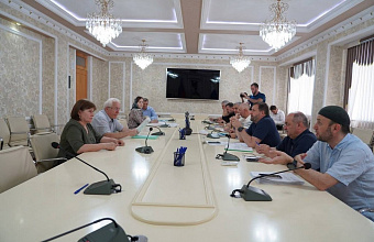 Глава Хасавюрта провел прием граждан