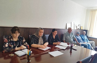 В Гунибском районе обсудили ключевые вопросы развития муниципалитета и подготовку к выборам