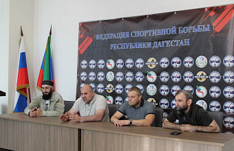 Сажид Сажидов встретился с командой спортсменов из ЛНР