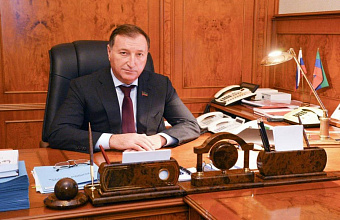 Заур Аскендеров поздравил жителей республики с Международным днем защиты детей