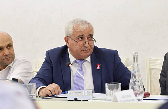 Дагестанцы могут посетить в театрах более 100 постановок патриотического содержания