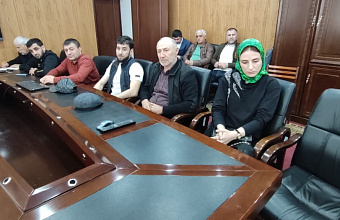 Вопросы подготовки к проведению 80-й годовщины Великой Победы обсудили власти Тларатинского района