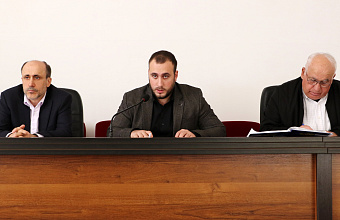 Ряд актуальных вопросов рассмотрели на 58 внеочередном заседании депутатов Кайтагского районного Собрания