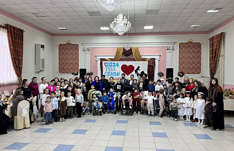 В Избербаше прошла благотворительная акция «Учимся жить вместе»