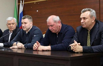 Артем Бичаев встретился с жителями Лакского района в рамках рабочего визита