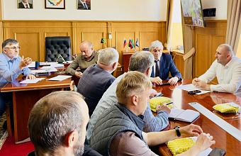 В Новолакском районе обсудили вопросы весенней призывной кампании и контрактной службы