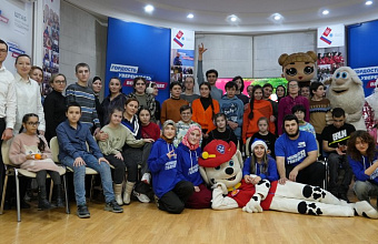 Молодогвардейцы Дагестана организовали праздник для детей с ограниченными возможностями здоровья