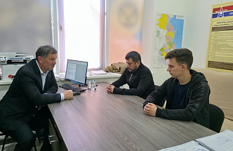 Депутат НС РД Магомед Магомедов встретился с добровольцами в зону СВО