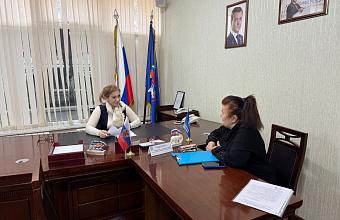 Депутат НС РД Зульгимар Тагибова обсудила проблемы глухих и слабослышащих людей