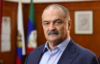 Сергей Меликов поздравил 177-й гвардейский полк с 320-летием российской морской пехоты