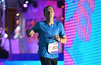 Марафонец из Дагестана победил в Санкт-Петербурге