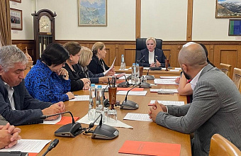 В парламенте Дагестана разработали рекомендации по сохранению и изучению родных языков