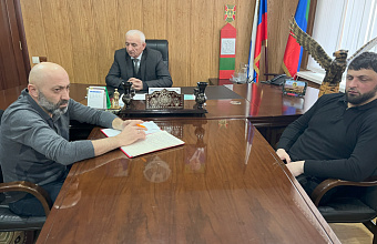 Врио главы Тляратинского района провел совещание по вопросам соблюдения трудовой дисциплины