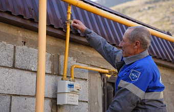 Первые домовладения подключили к газу в высокогорном селе Смугул