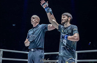 Боец Асадула Имангазалиев одержал очередную победу на турнире ONE