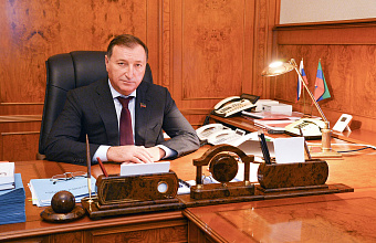 Заур Аскендеров поздравил работников налоговых органов с профессиональным праздником