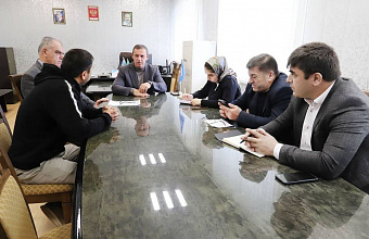 В Табасаранском районе продолжается декада приемов граждан