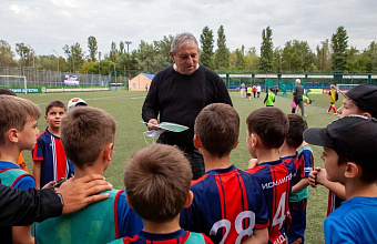 Александр Маркаров отмечает 75-летний юбилей