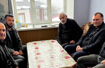 Глава Хивского района провел прием граждан