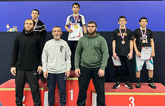 Дагестанские борцы добыли еще семь медалей на Первенстве России в Нальчике