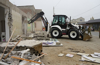 В поселке Шамхал принудительно снесен крупный объект самостроя