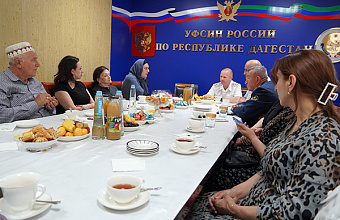 Начальник УФСИН Дагестана встретился с родственниками погибших сотрудников уголовно-исполнительной системы